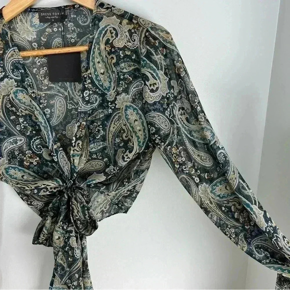 Dress forum Paisley Front Tie Top - Picture 4 of 11